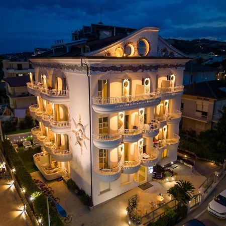 Residence Anchisemare Alba Adriatica Ngoại thất bức ảnh