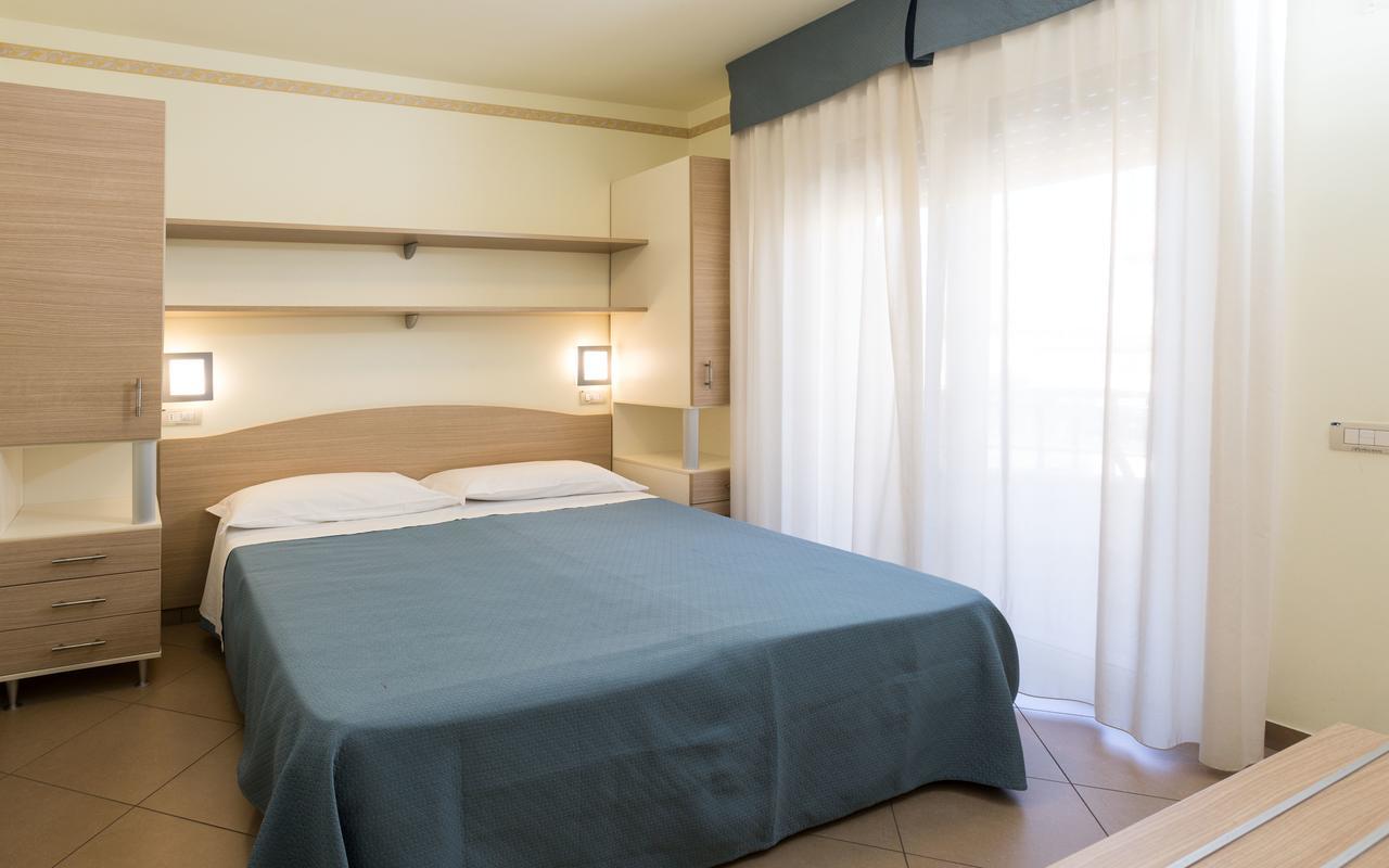 Residence Anchisemare Alba Adriatica Ngoại thất bức ảnh